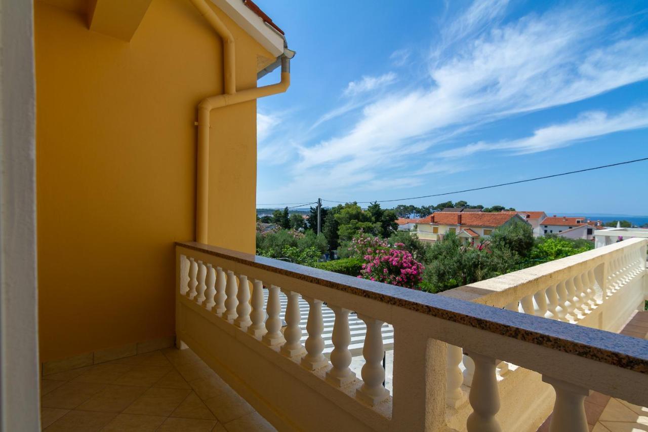 Apartman Haus Maja Banjol المظهر الخارجي الصورة