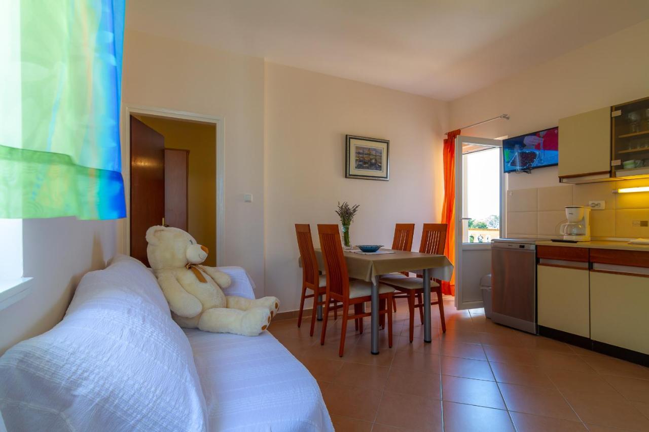 Apartman Haus Maja Banjol المظهر الخارجي الصورة