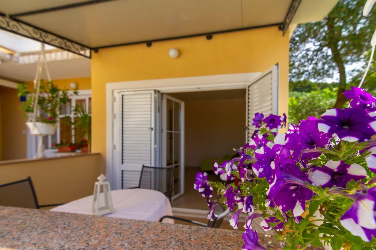 Apartman Haus Maja Banjol المظهر الخارجي الصورة
